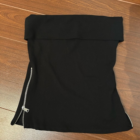 Zara Black Strapless Top with Silver Zipper - Picture 2 of 3